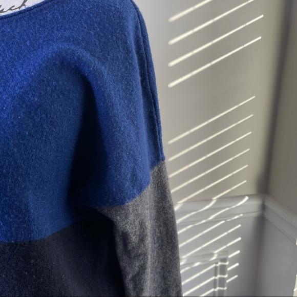 Vince cashmere wool blend blue color block sweater size small - Picture 2 of 5